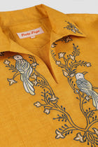"Les Vacances" resort shirt view 4