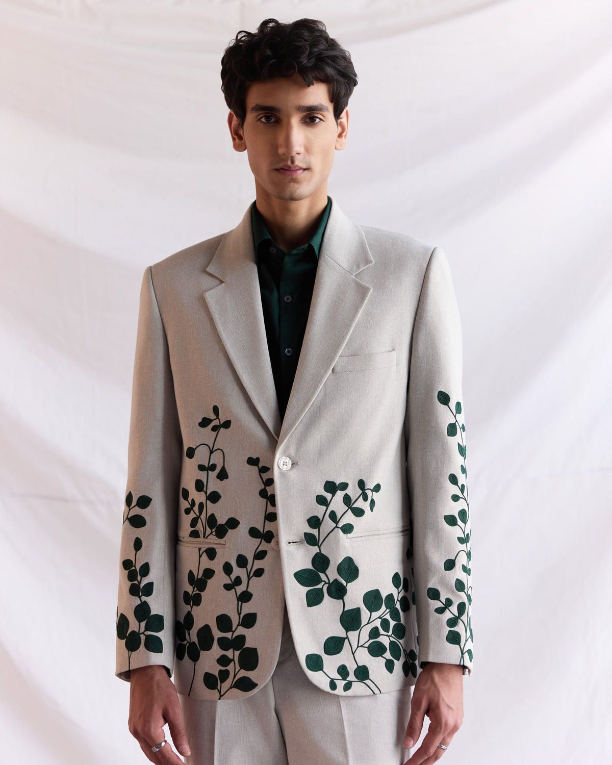 Whispering Vines embroidered Blazer - image 4