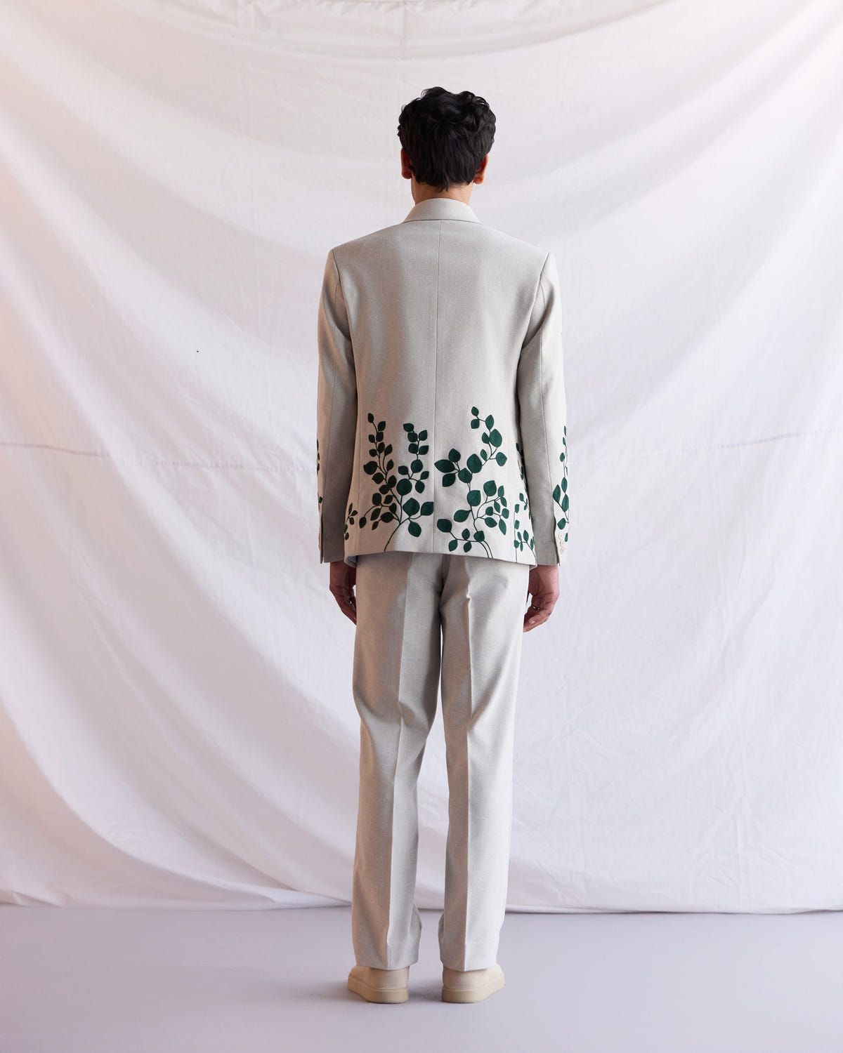 Whispering Vines embroidered Blazer - image 8