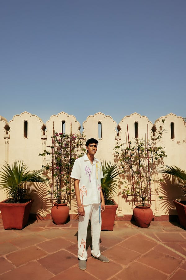 Perte D'ego — Hand embroidered kites lounge pants