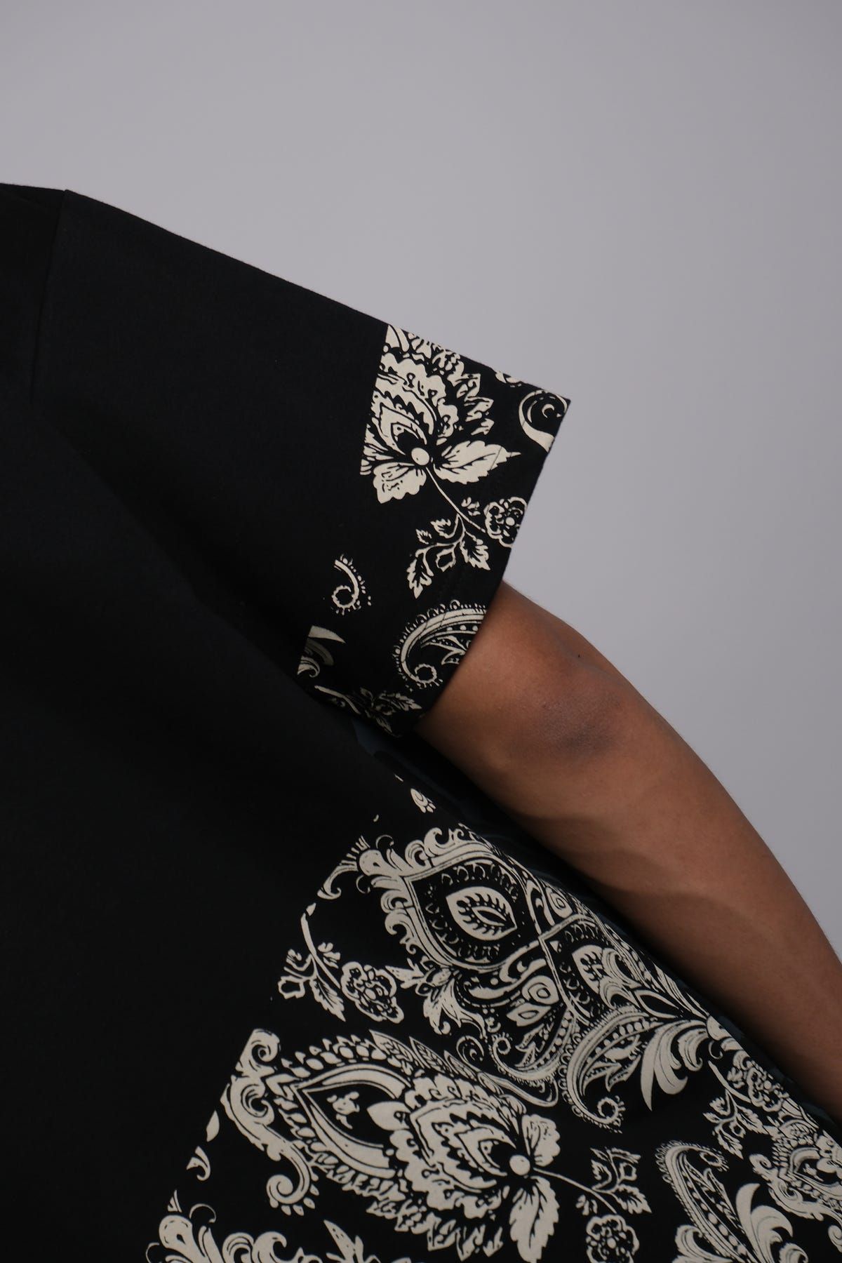 Heritage tee - image 11