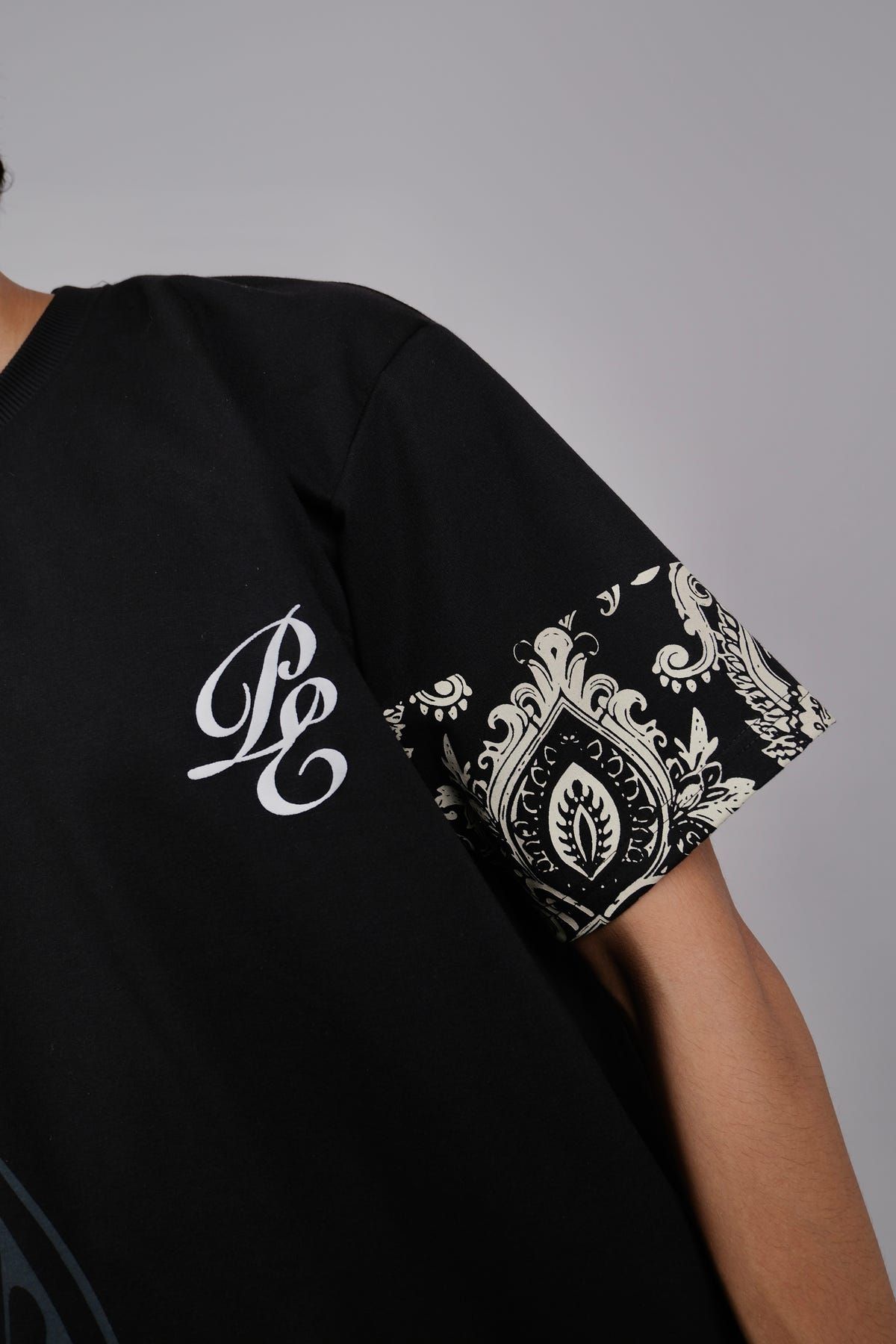 Heritage tee - image 5