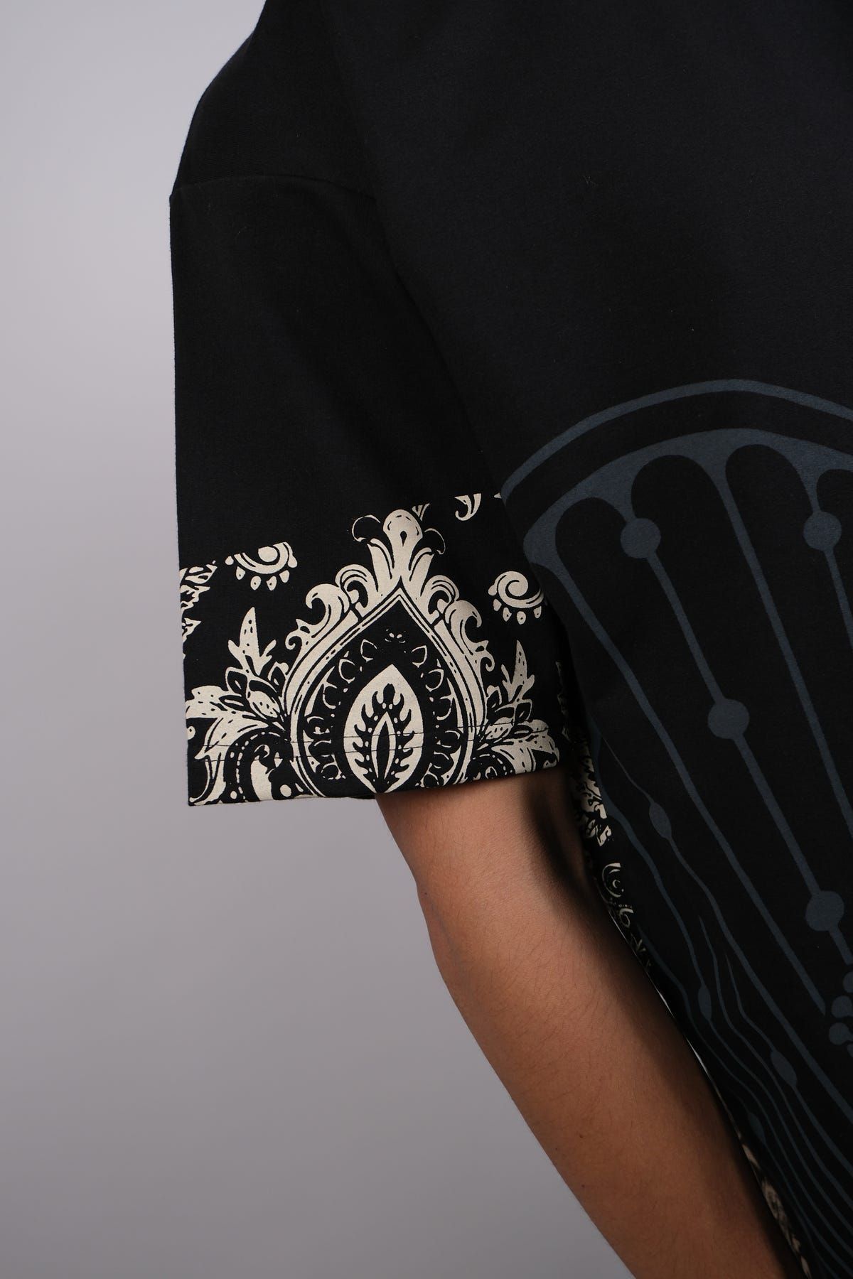 Heritage tee - image 6