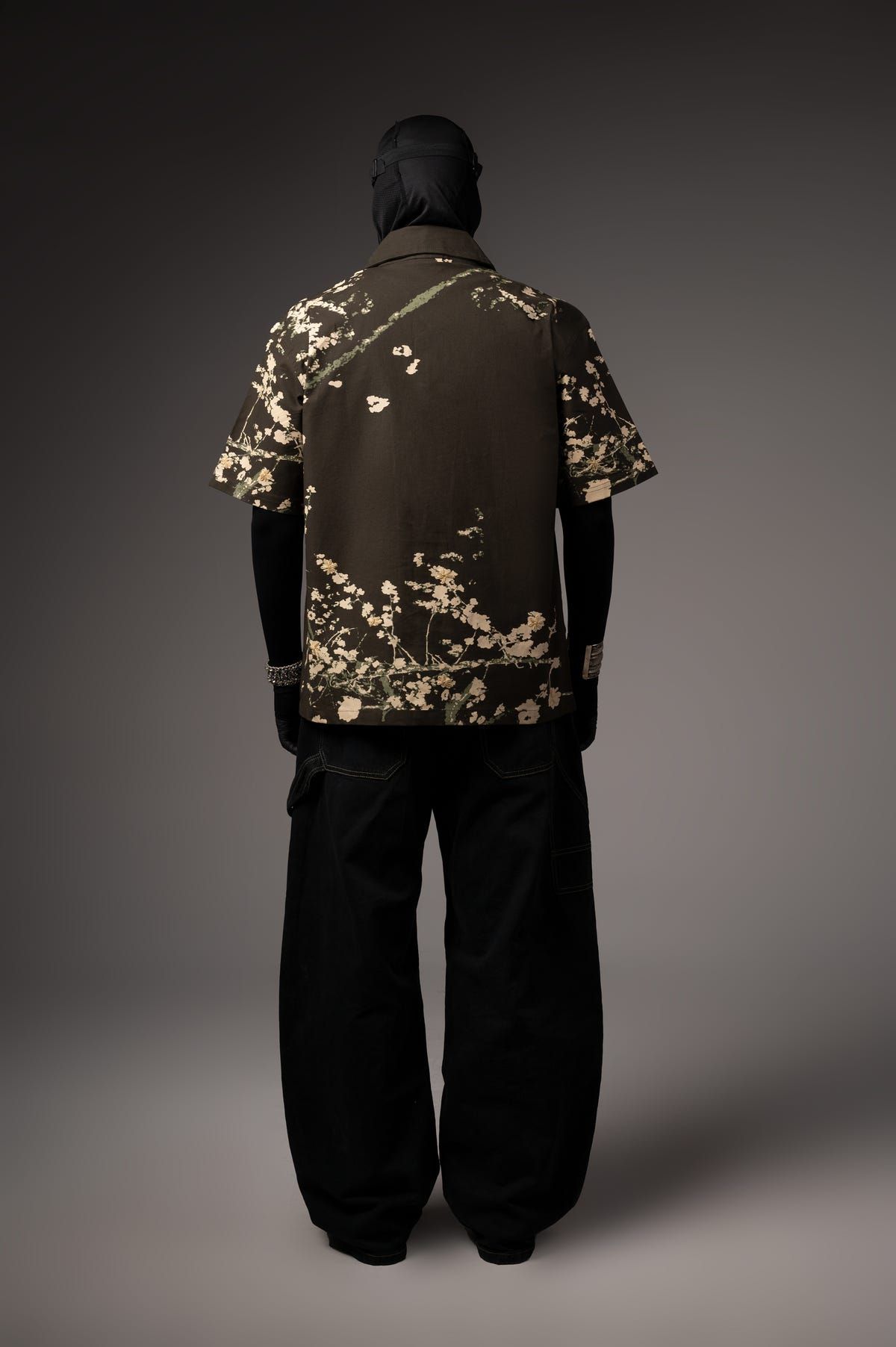 Greenery Hand Work Shirt - image 8