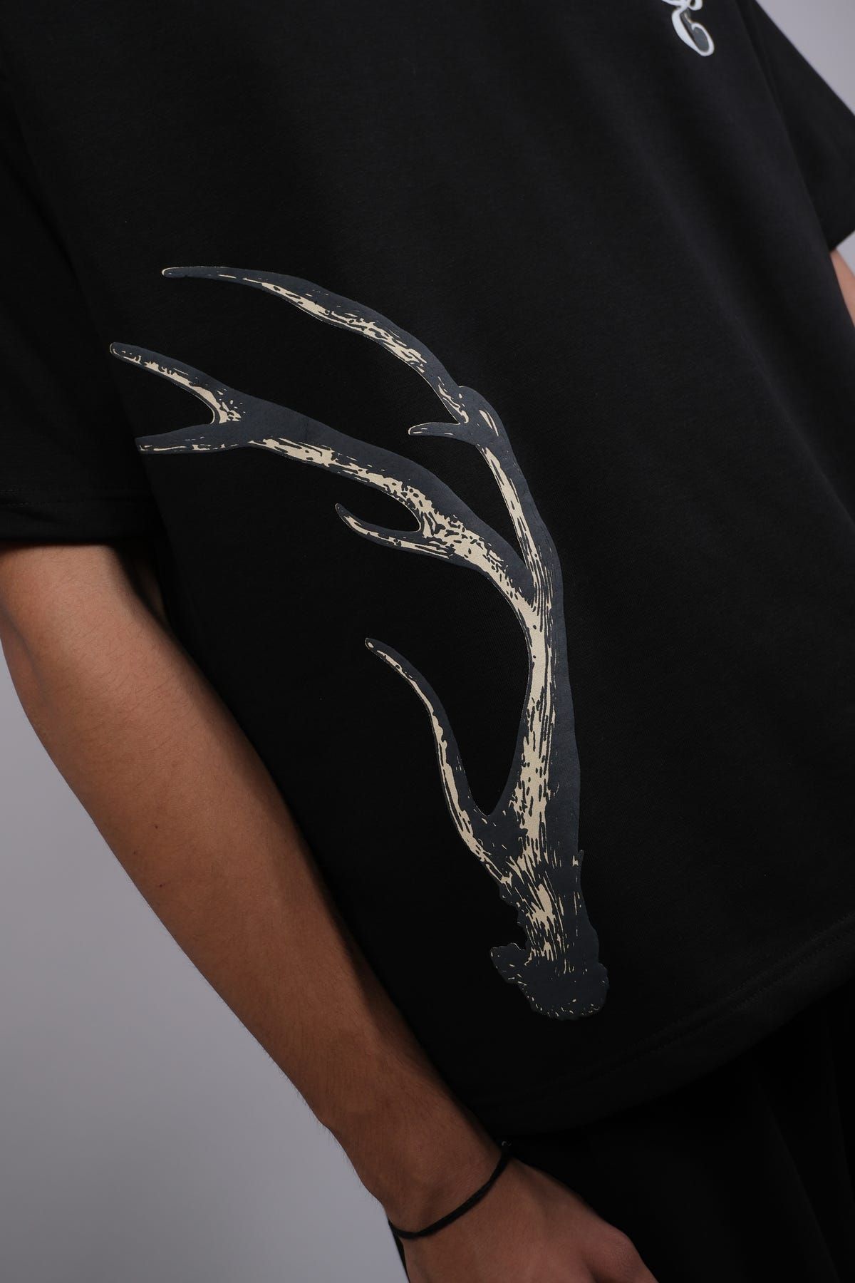 Mid night tee - image 10