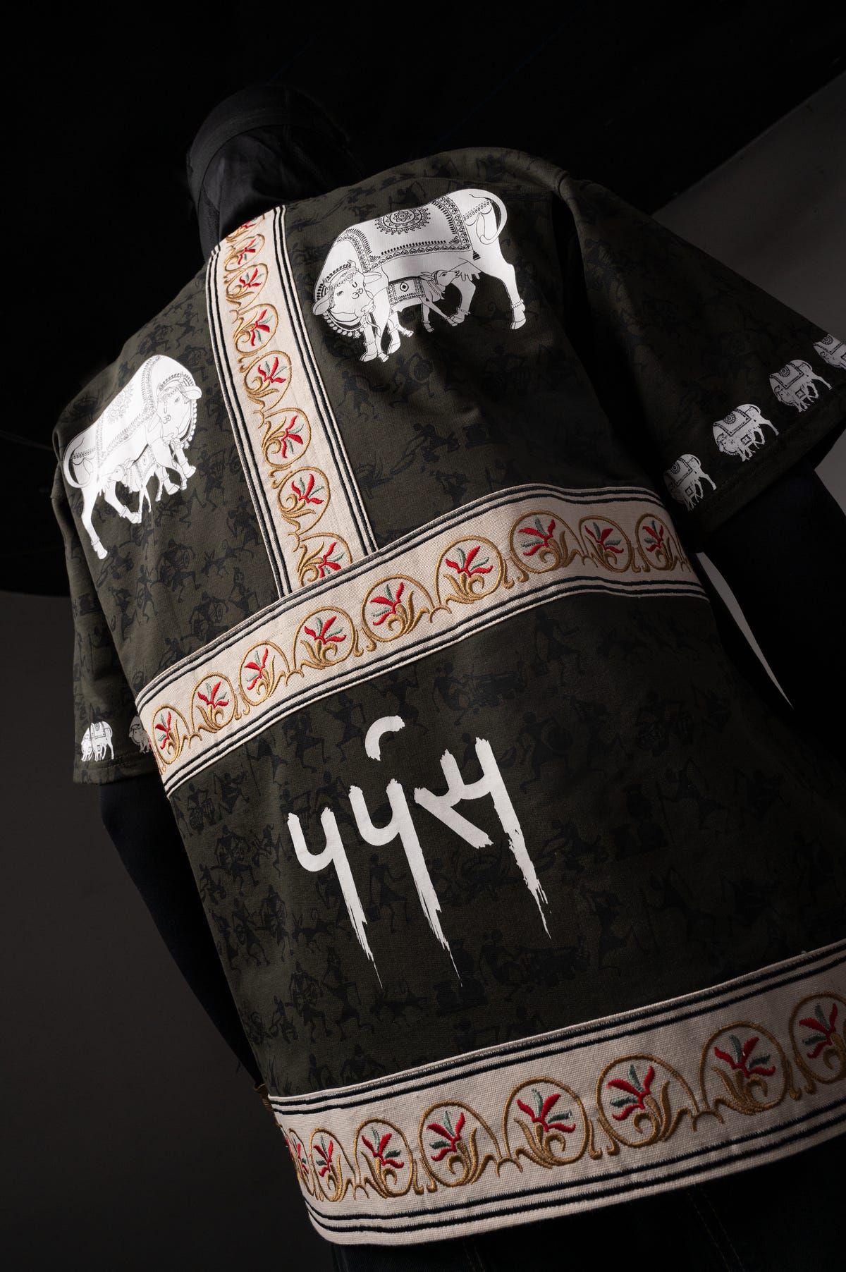 COW T- SHIRT - image 12