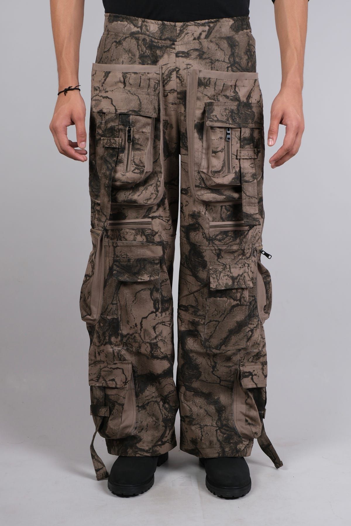 Battle field cargo - image 1