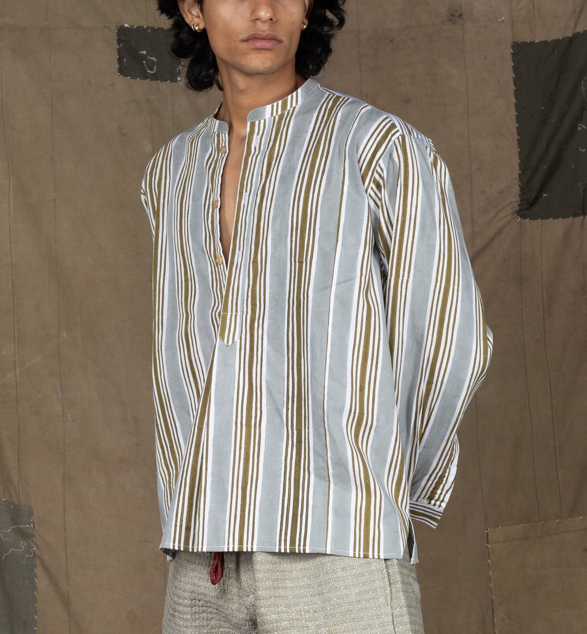 KNIFE PLEAT GREEN-GREY KURTA - image 1