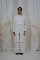 Apron multi sleeve shirt view 2