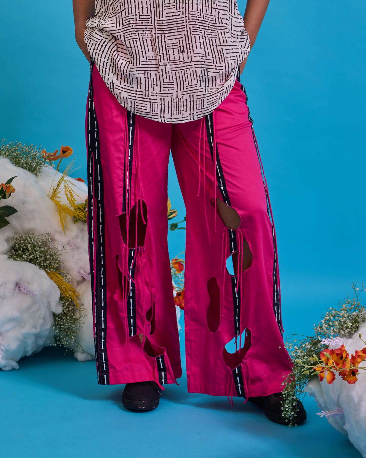 Cut-out amoeba fringed trouser - image 4