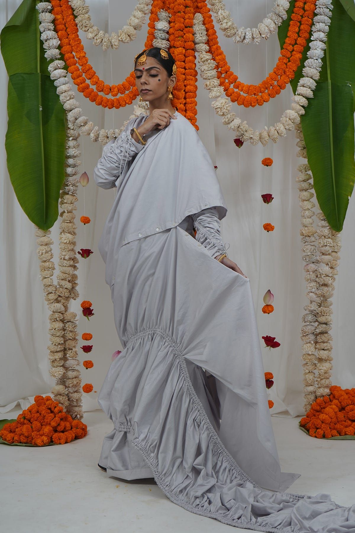 Deconstructed buttons saree set - image 6