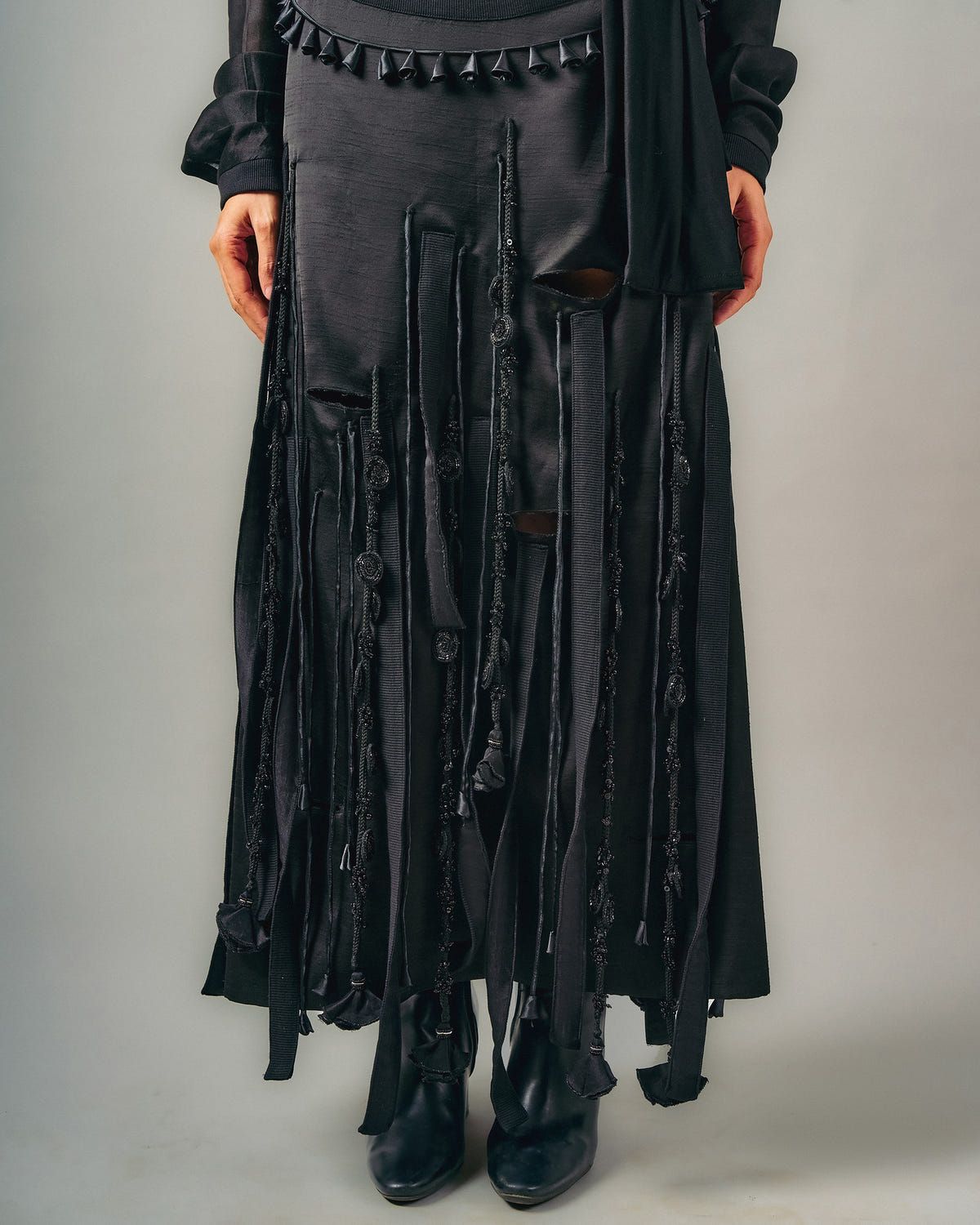 Tube patchwork top + Cut-out tassels skirt set - image 5