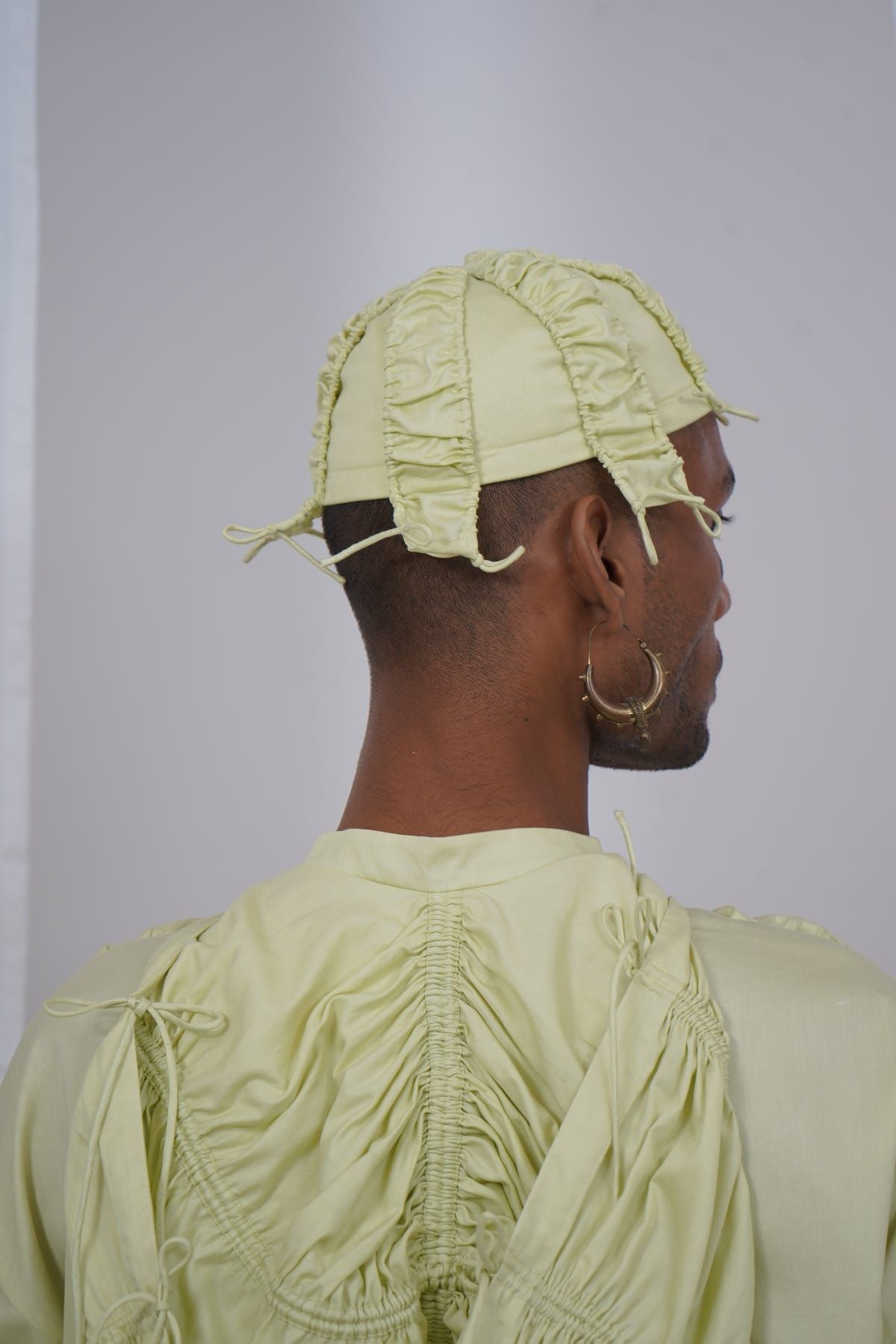 Strapped round topi - image 5