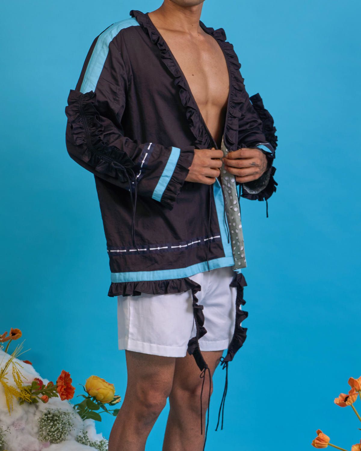 Gathered ruffled jacket - image 5