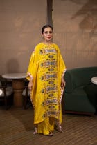 Deconstructed buttons kaftan set view 1