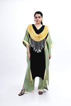 Scallop drape kaftan set view 2