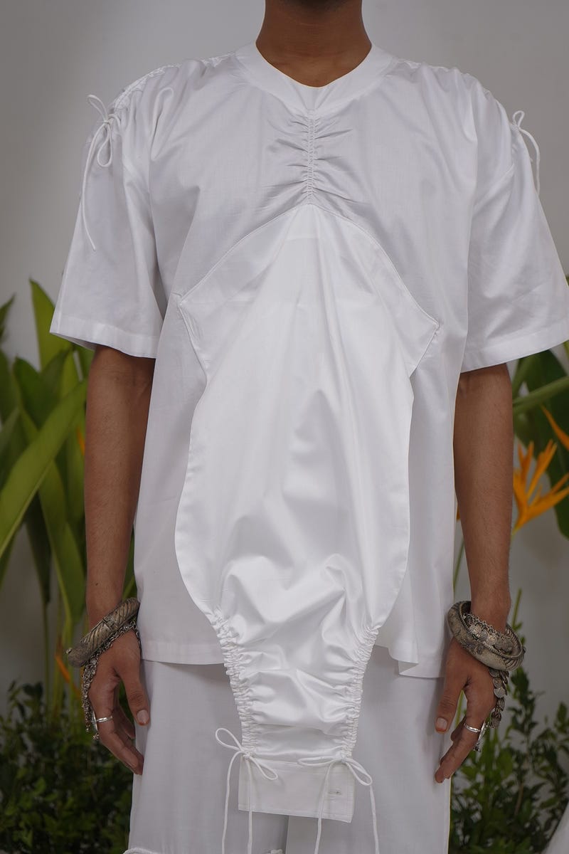 Suspended sleeve T-shirt
