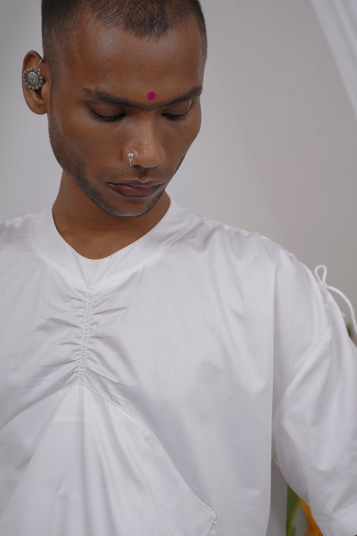 Suspended sleeve T-shirt - image 5