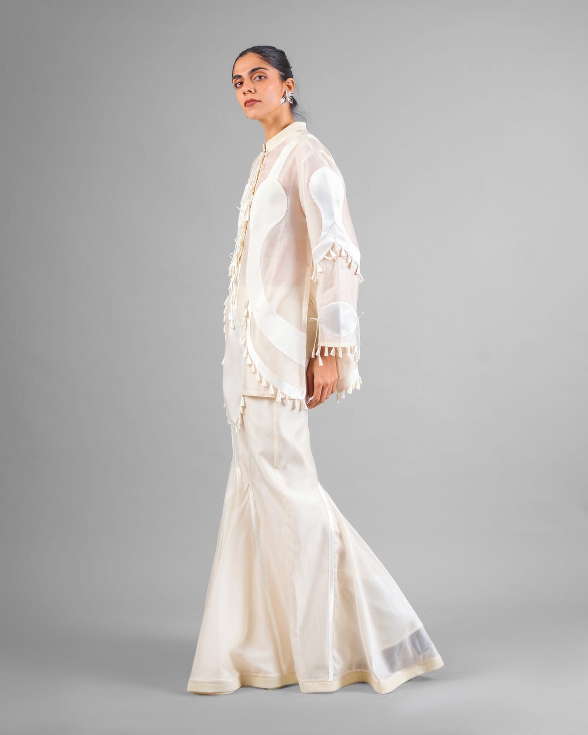 Sculptural scallop kurta + Godet flared trouser set - image 3