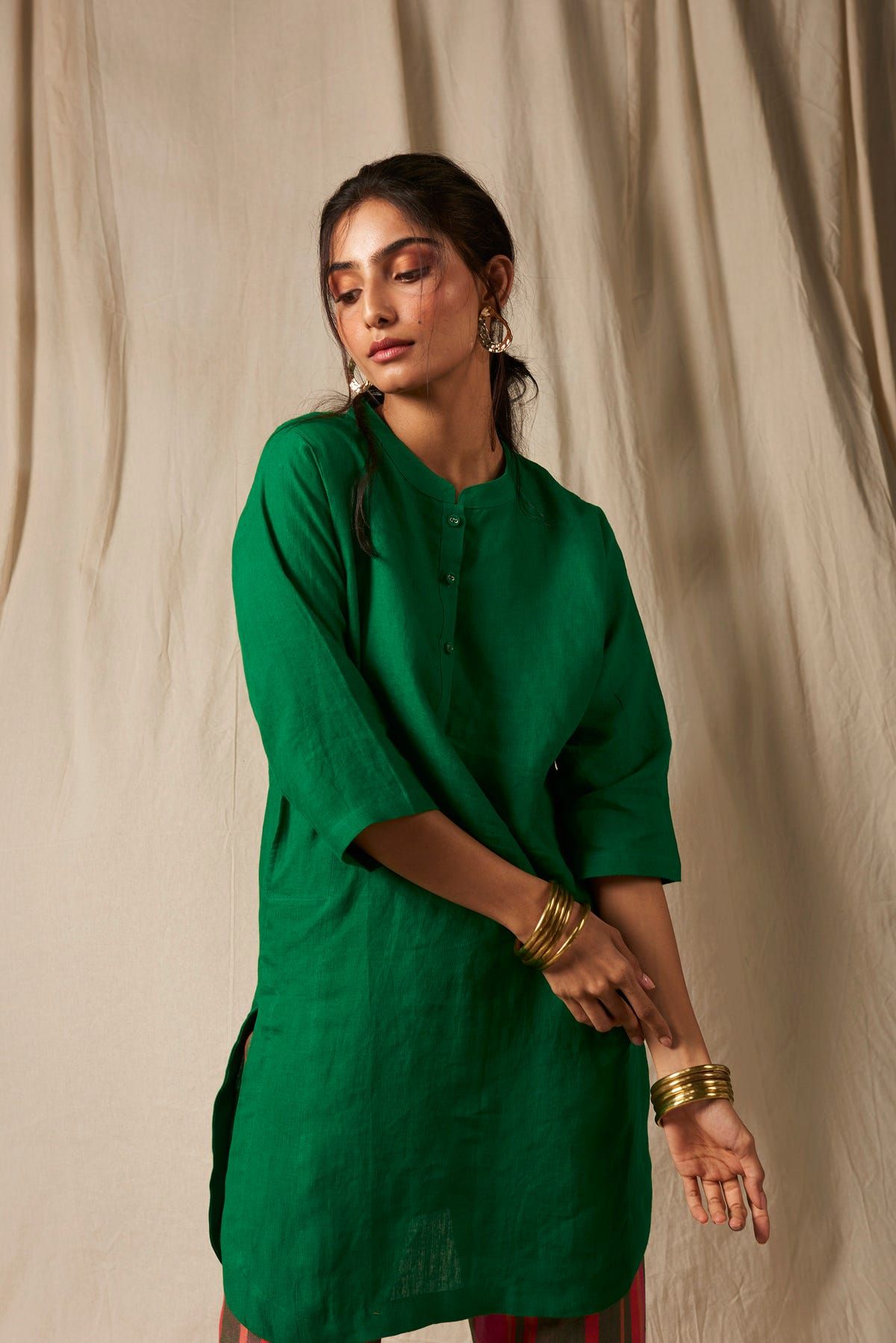 Panna Linen Panelled Kurta Set - image 8