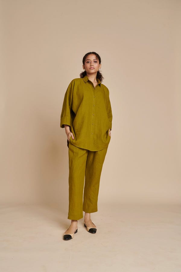 Saphed — Mehendi Linen Pleated Pants