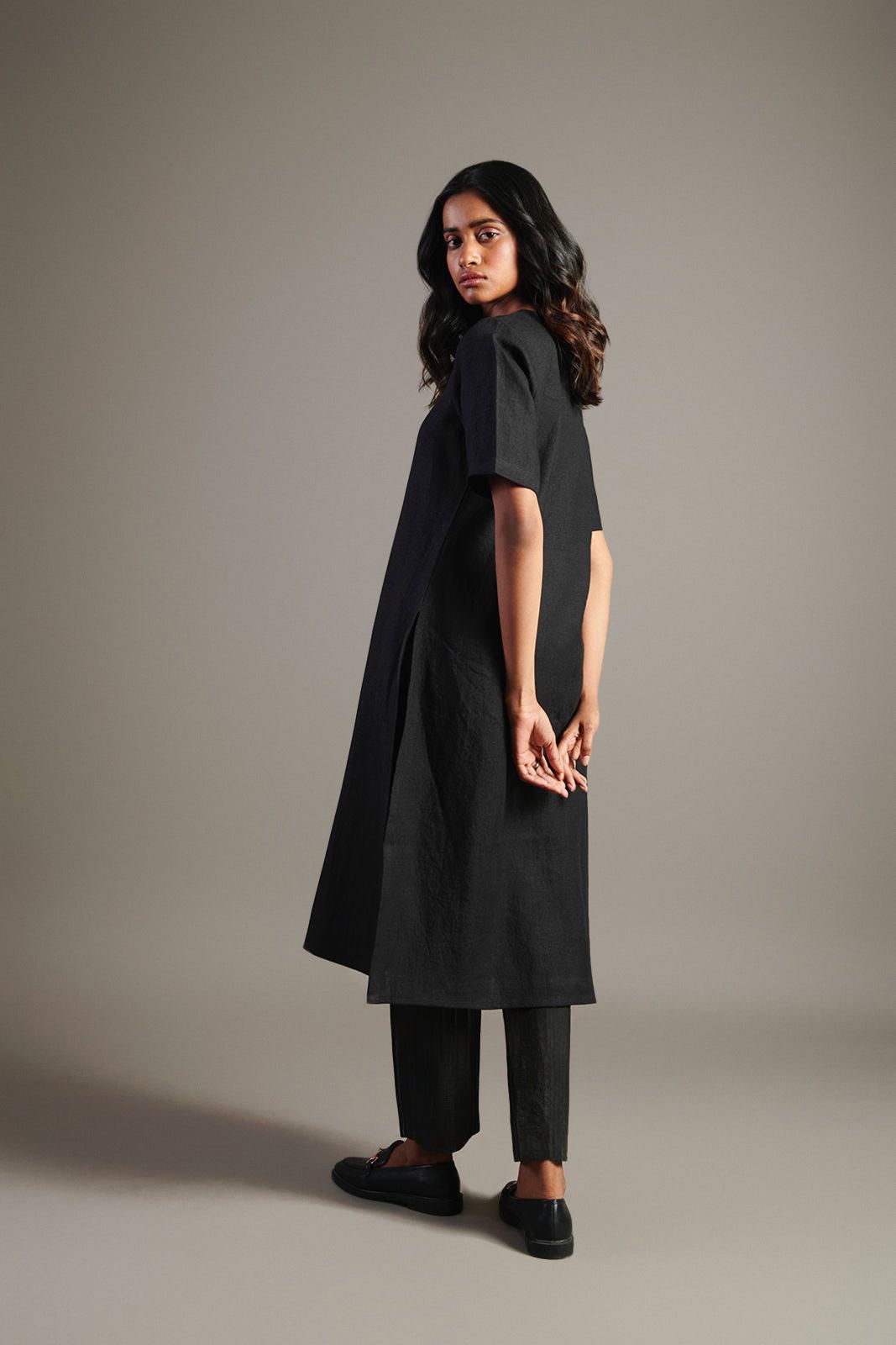 Kohl Co-Linen Half Sleeves Kurta Set - image 4