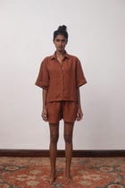 Cinnamon Linen Women's Shorts Set view 1