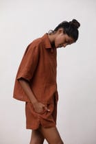 Cinnamon Linen Women's Shorts Set view 4