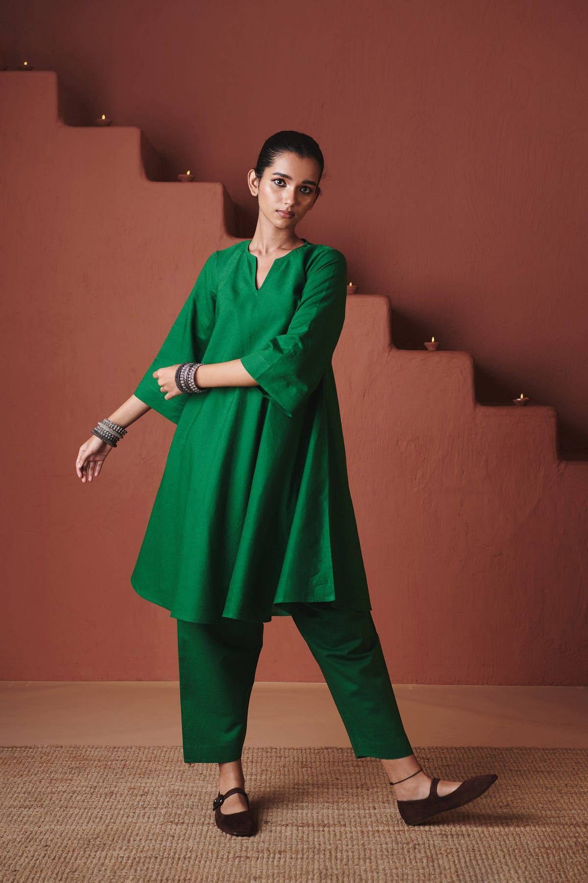 Panna Linen Pheran Kurta Set - image 2