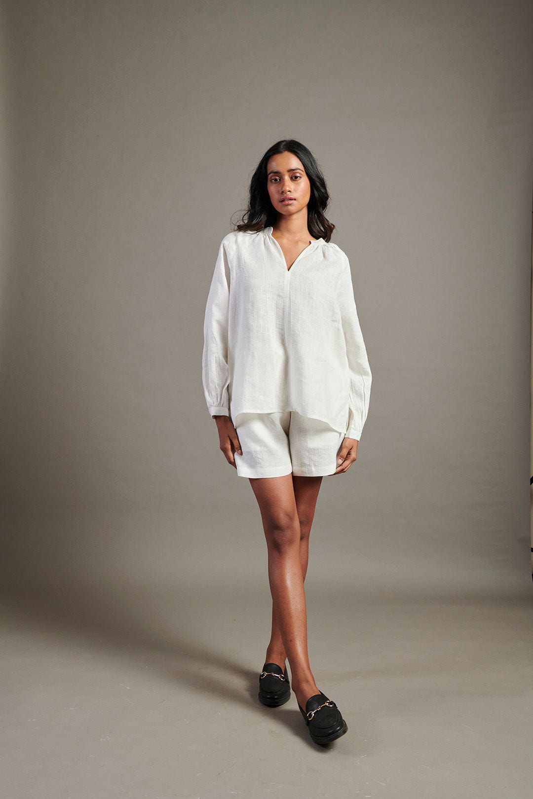 Taj Co-Linen Billow Shorts Set - image 2