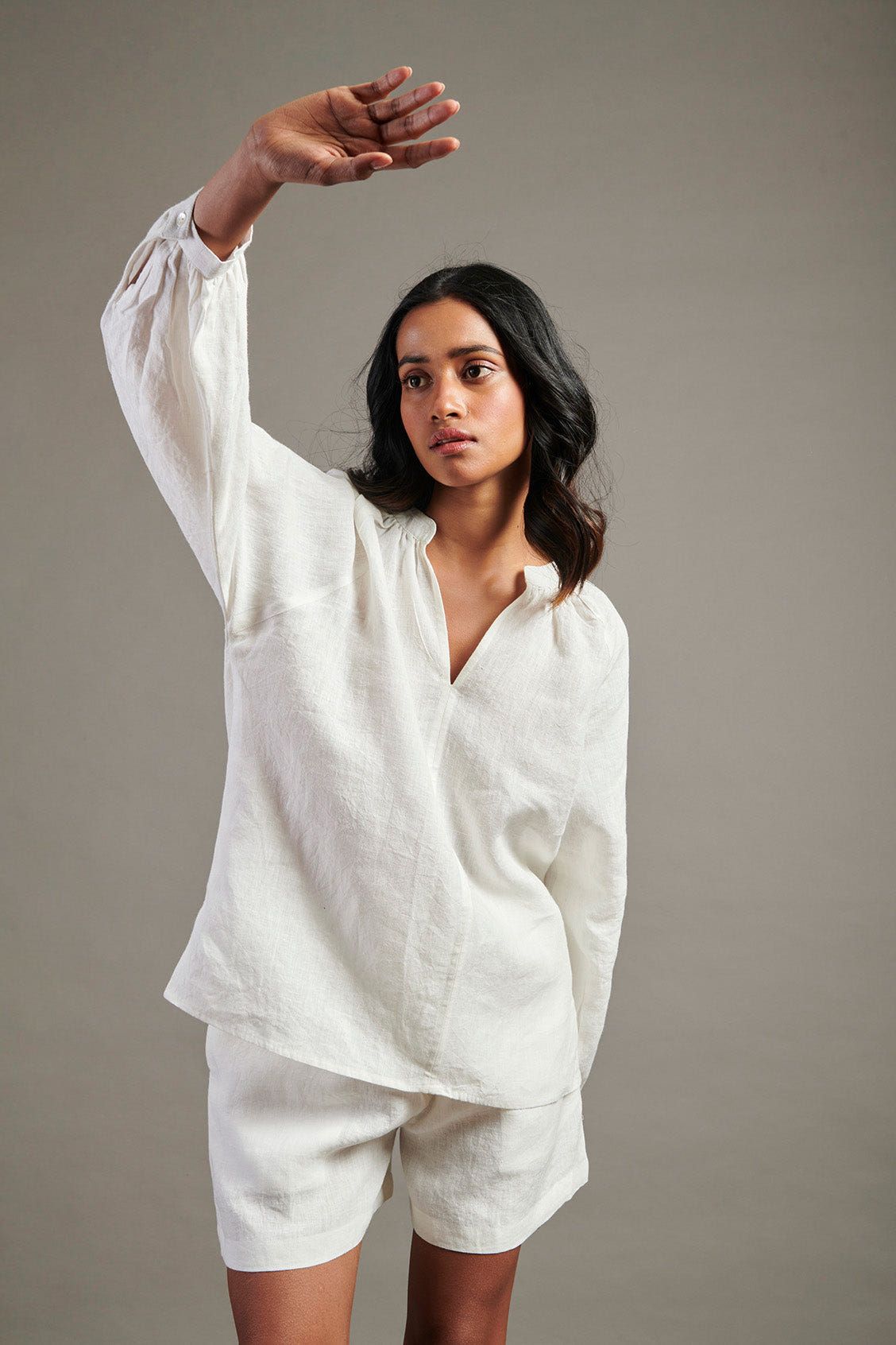 Taj Co-Linen Billow Shorts Set - image 7