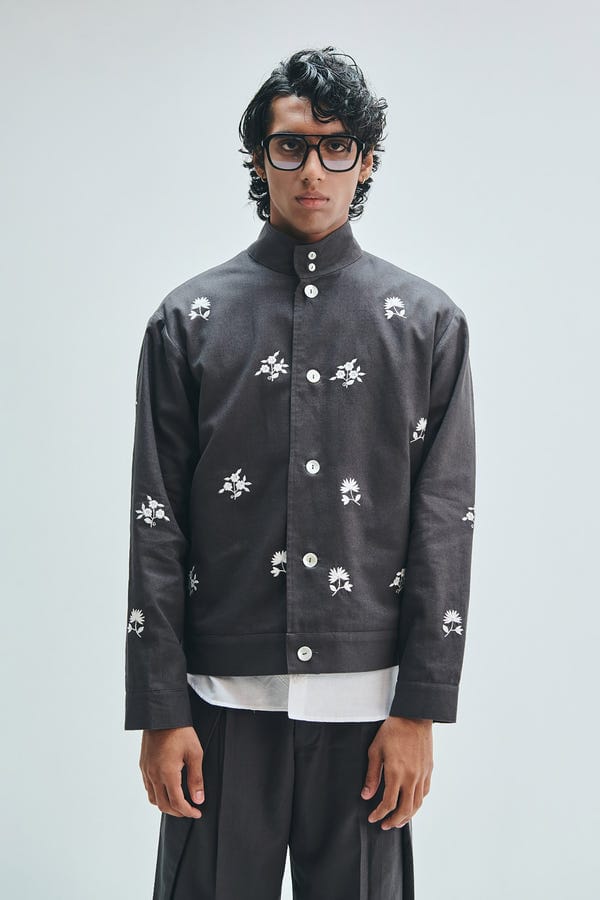 Saphed — Pebble Co-Linen Embroidered Men’s Stand Collar Jacket
