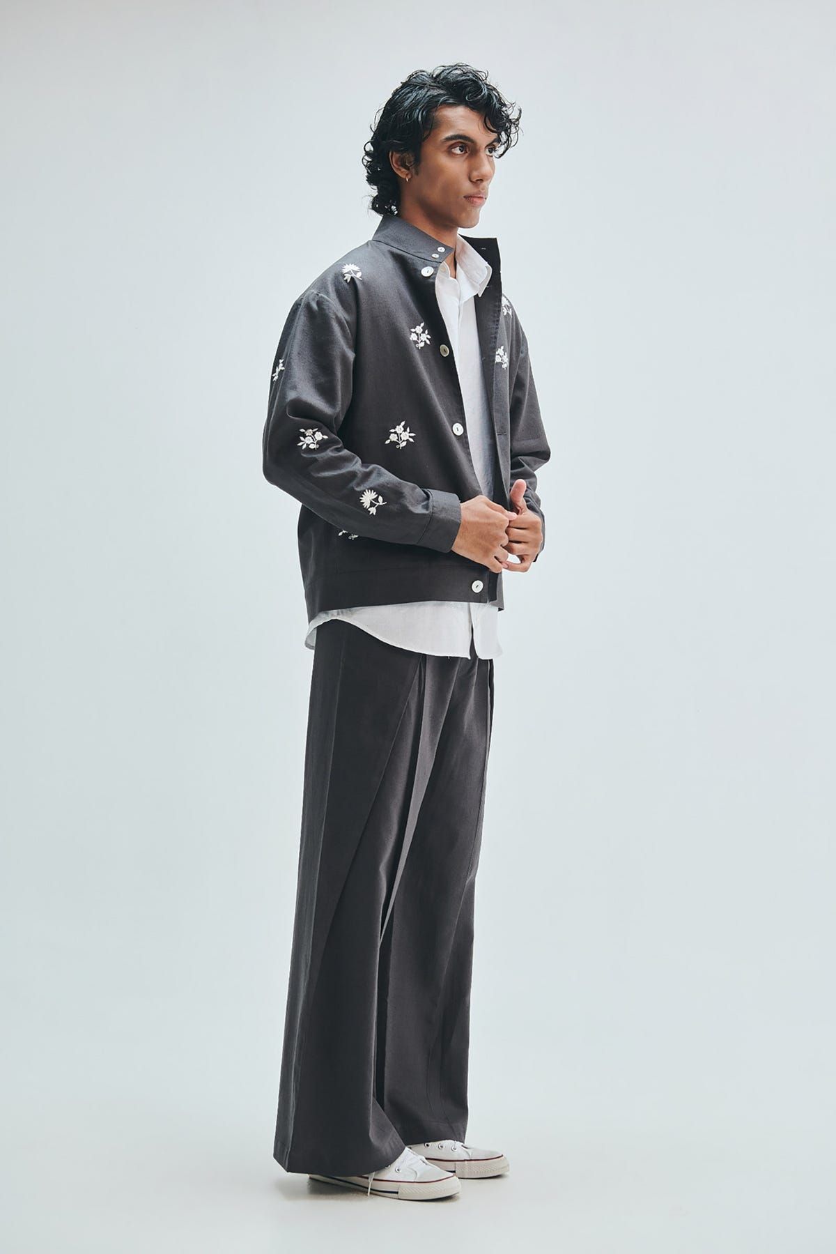 Pebble Co-Linen Embroidered Men’s Stand Collar Jacket - image 5