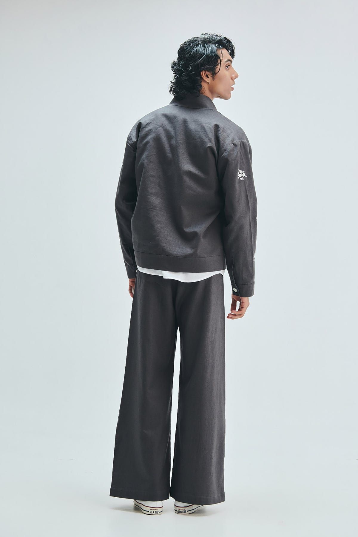 Pebble Co-Linen Embroidered Men’s Stand Collar Jacket - image 9