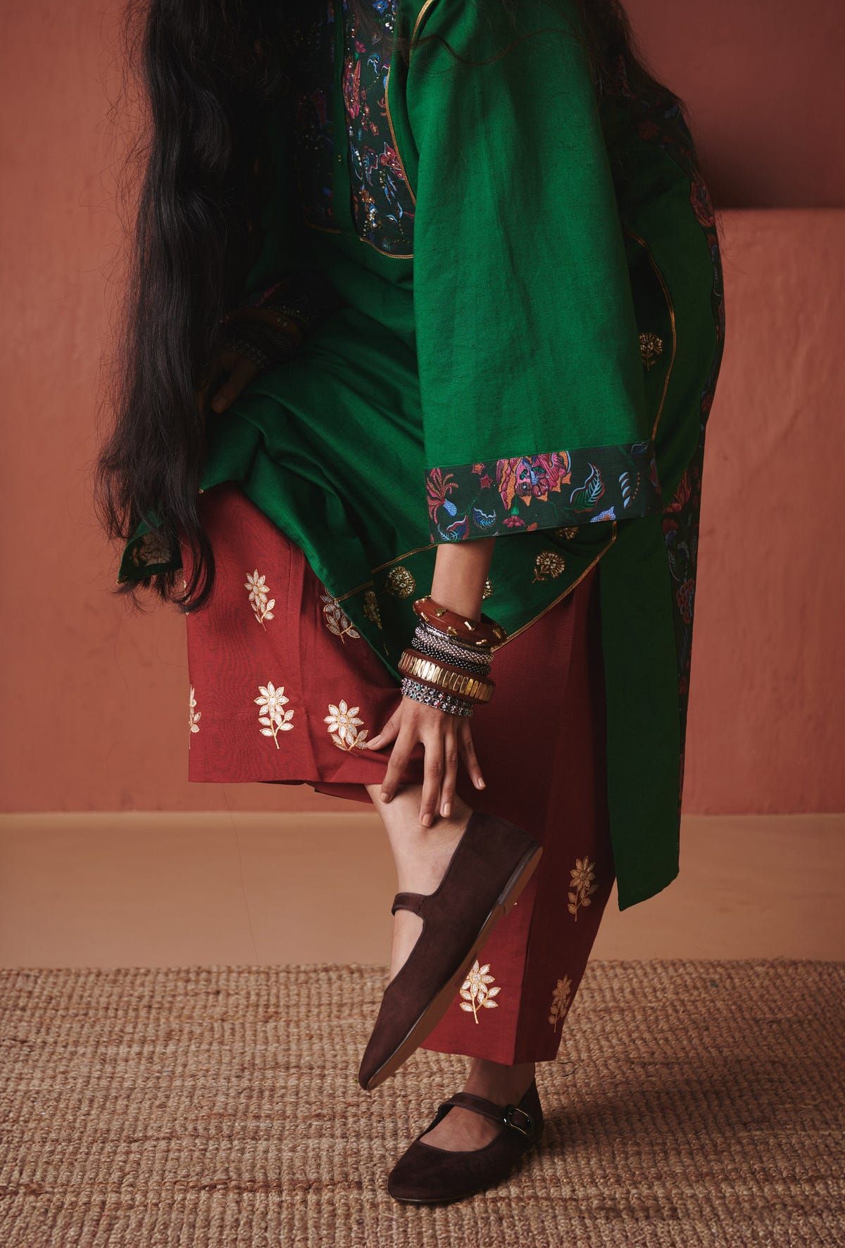 Panna Linen Multi-Panelled Kurta Set - image 11