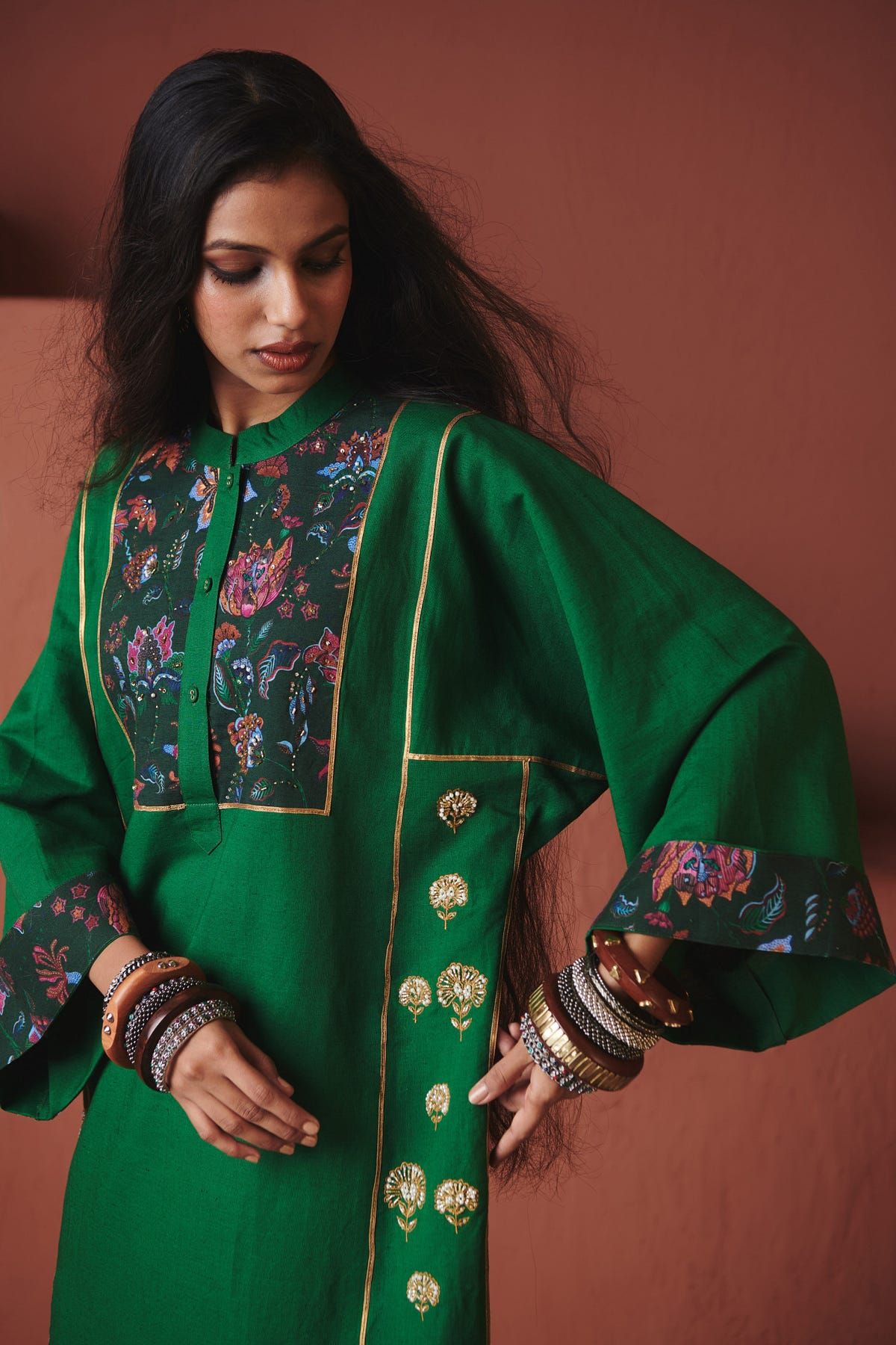 Panna Linen Multi-Panelled Kurta Set - image 12