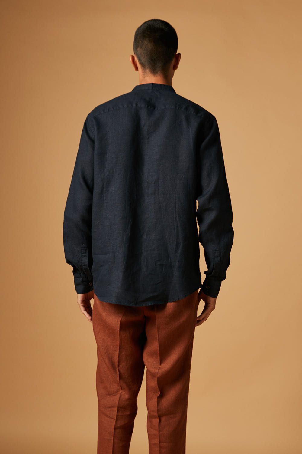 Kohl Co-Linen Band Collar Shirt - image 4