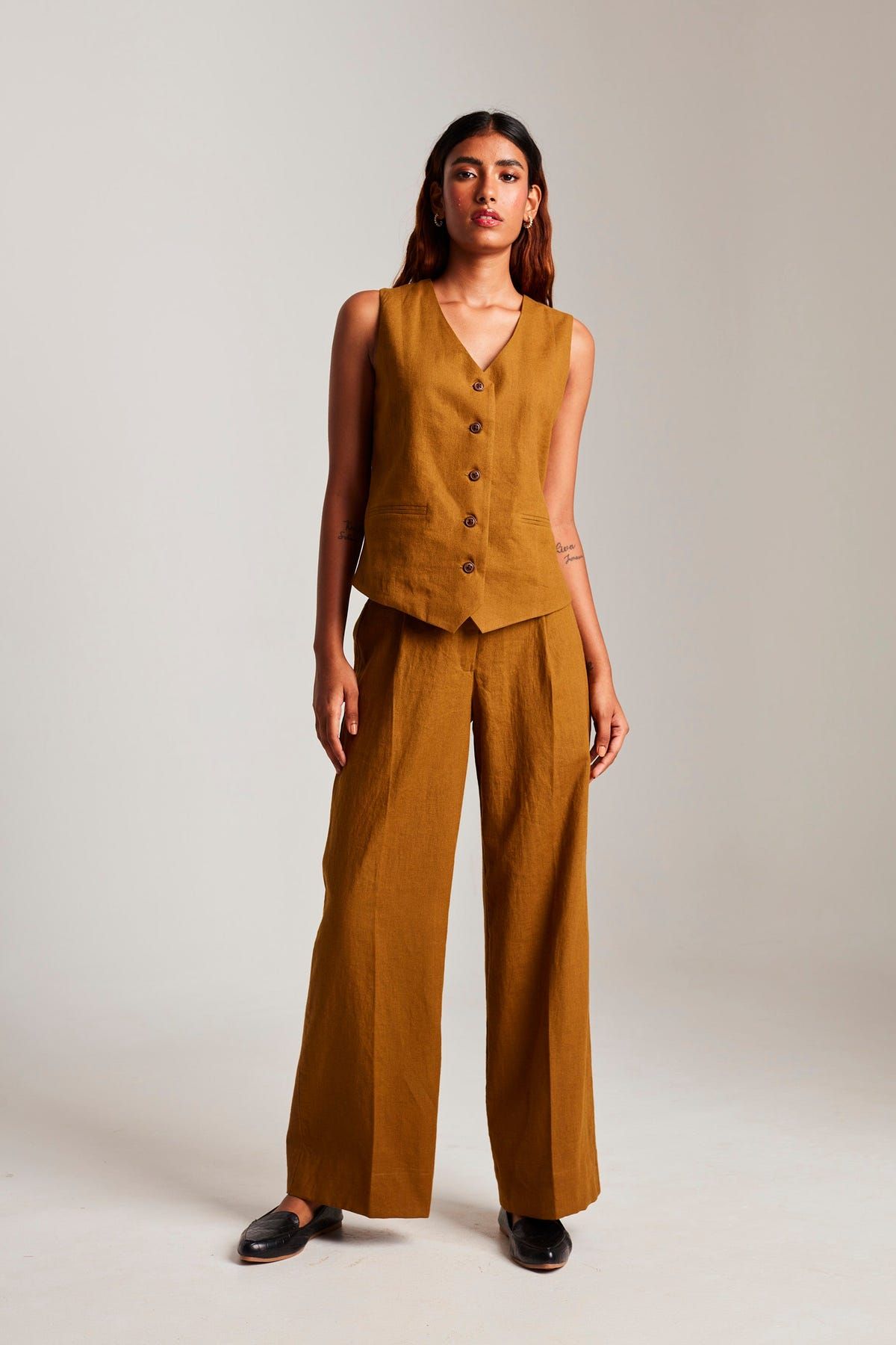Olive Co-Linen Waistcoat - Sale - image 3