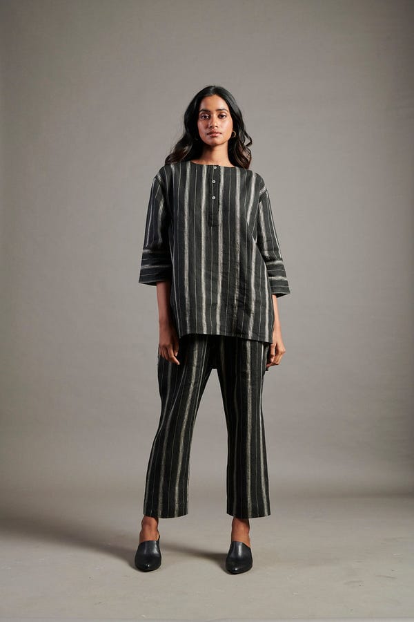 Saphed — Dhaari Linen Pleated Pants - Sale
