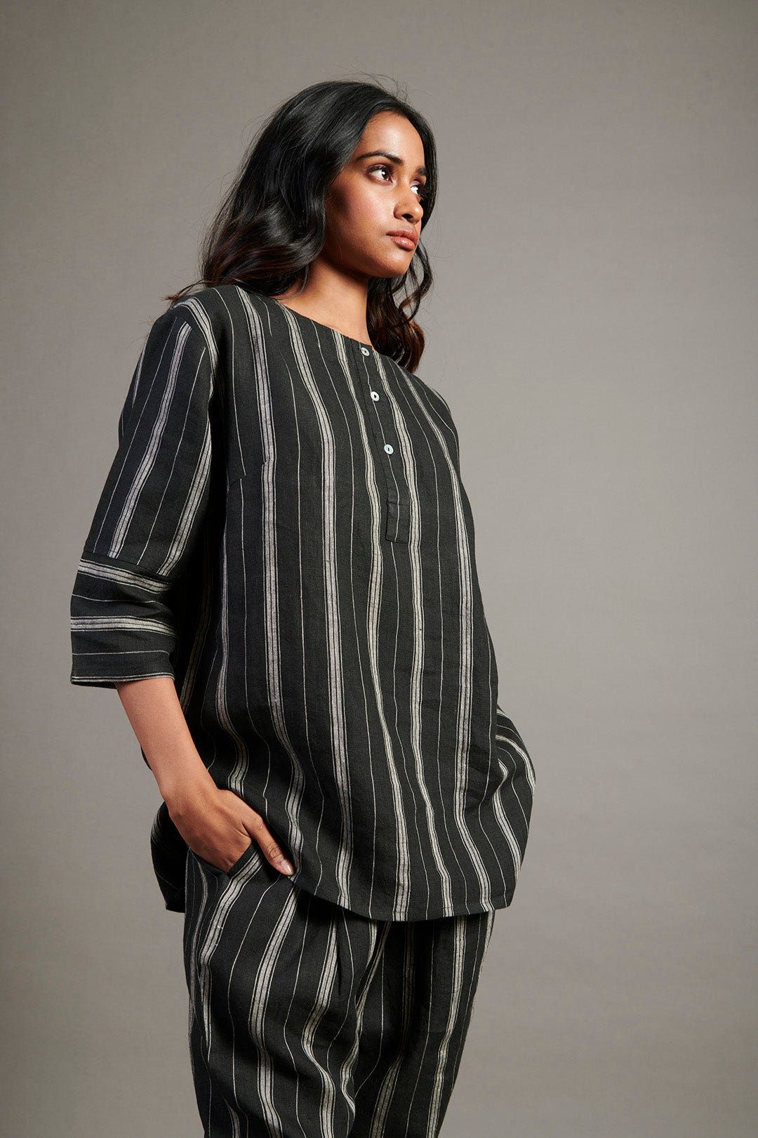 Dhaari Linen Pleated Pants - Sale - image 6