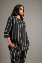 Dhaari Linen Pleated Pants - Sale view 6