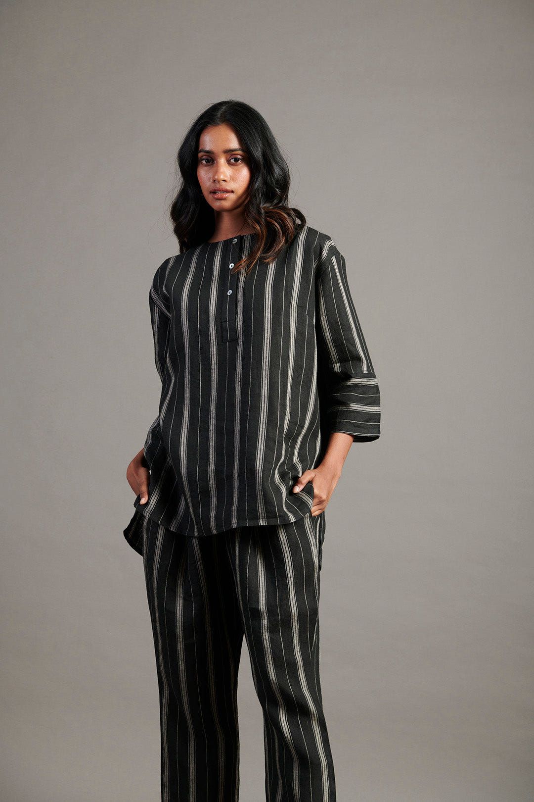 Dhaari Linen Pleated Pants - Sale - image 7