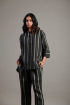 Dhaari Linen Pleated Pants - Sale view 7