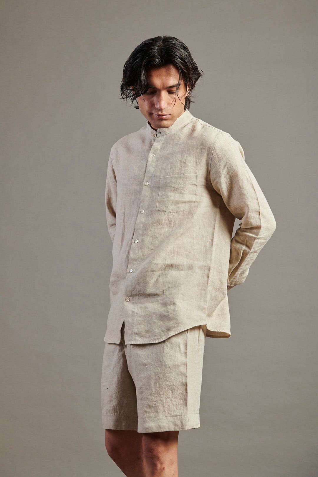 Undyed Linen Golf Shorts - image 2