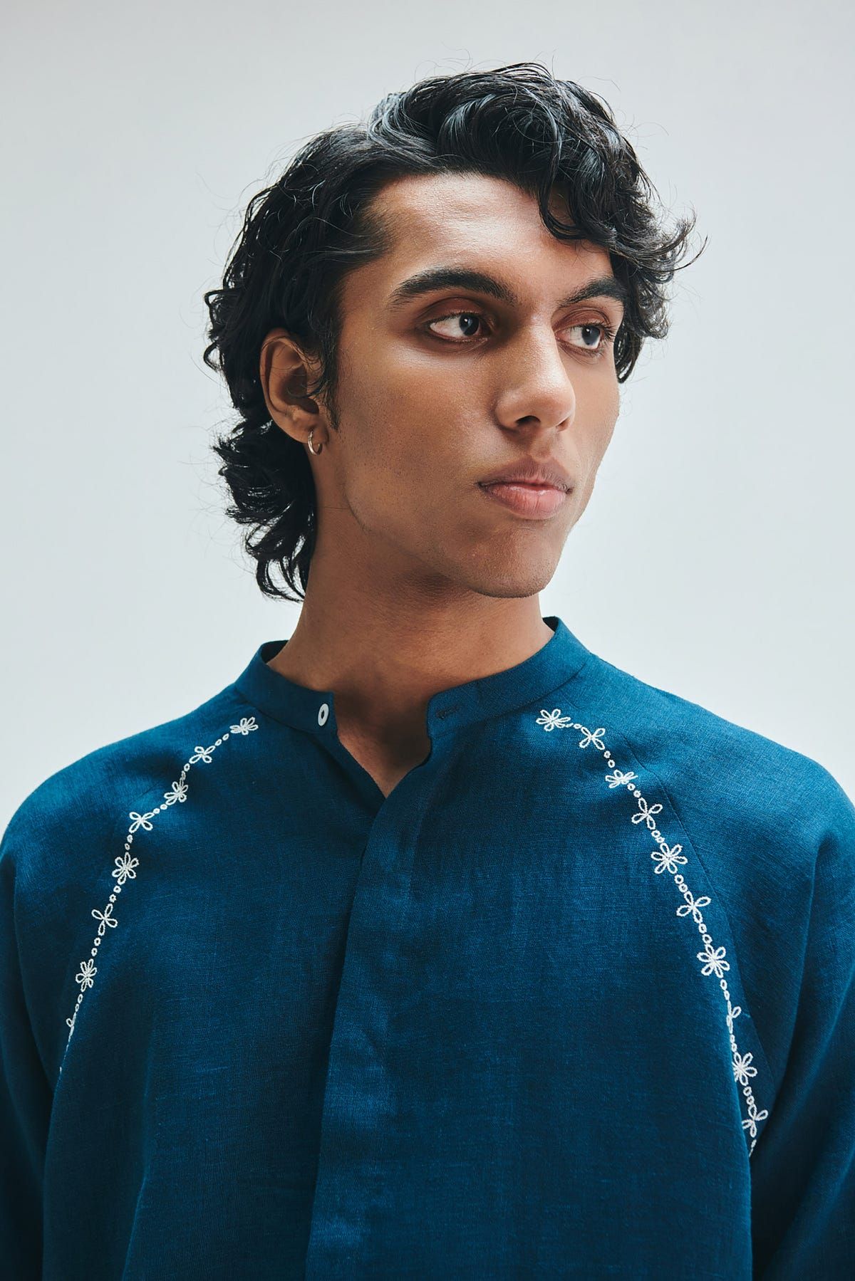Indigo Linen Embroidered Men's Raglan Shirt - image 5
