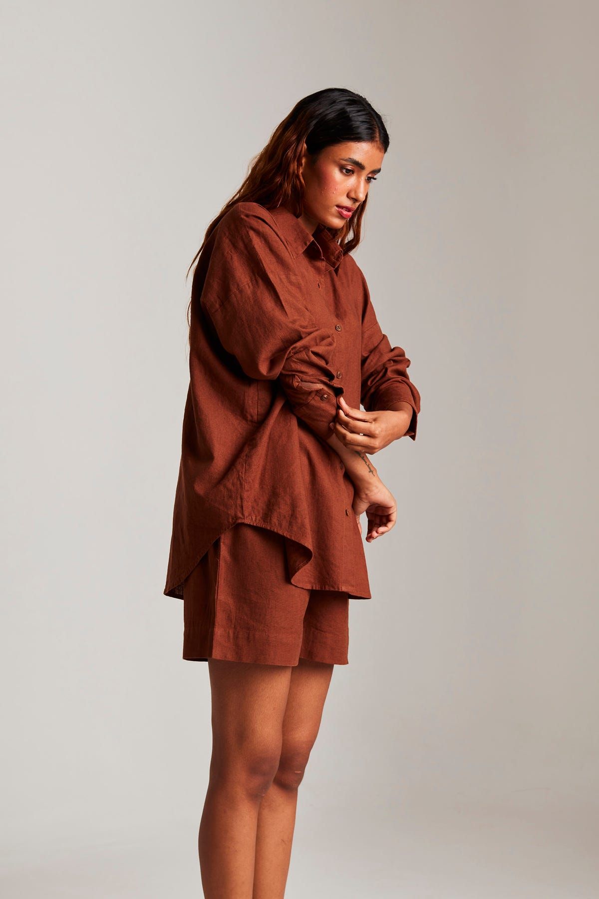 Cinnamon Linen Classic Shirt - image 5