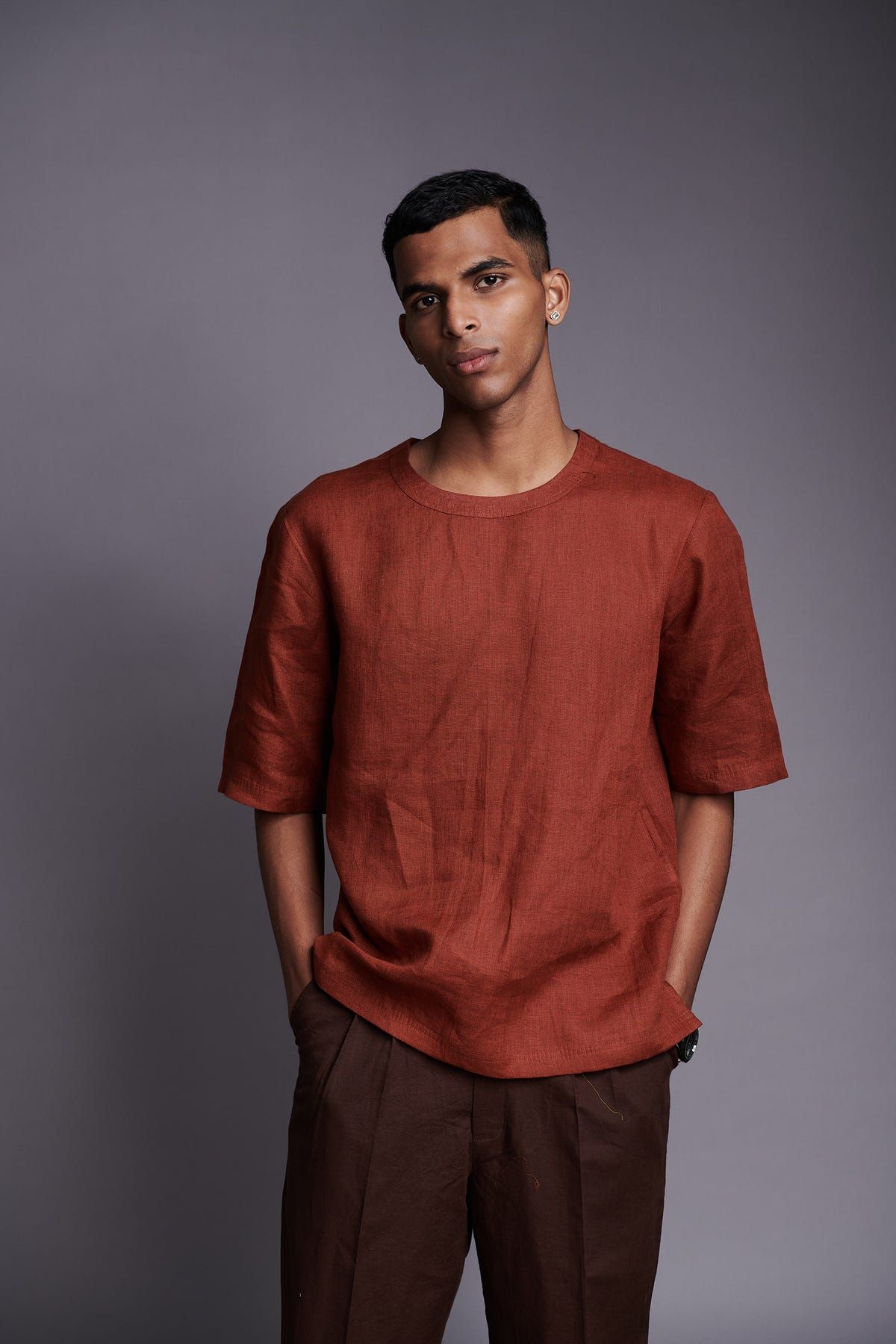 Cinnamon Linen Men's Woven T-shirt - image 1