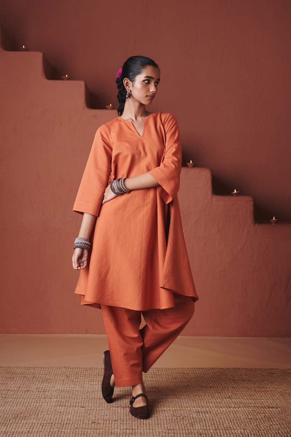 Saphed — Marigold Co-Linen Pheran Kurta Set