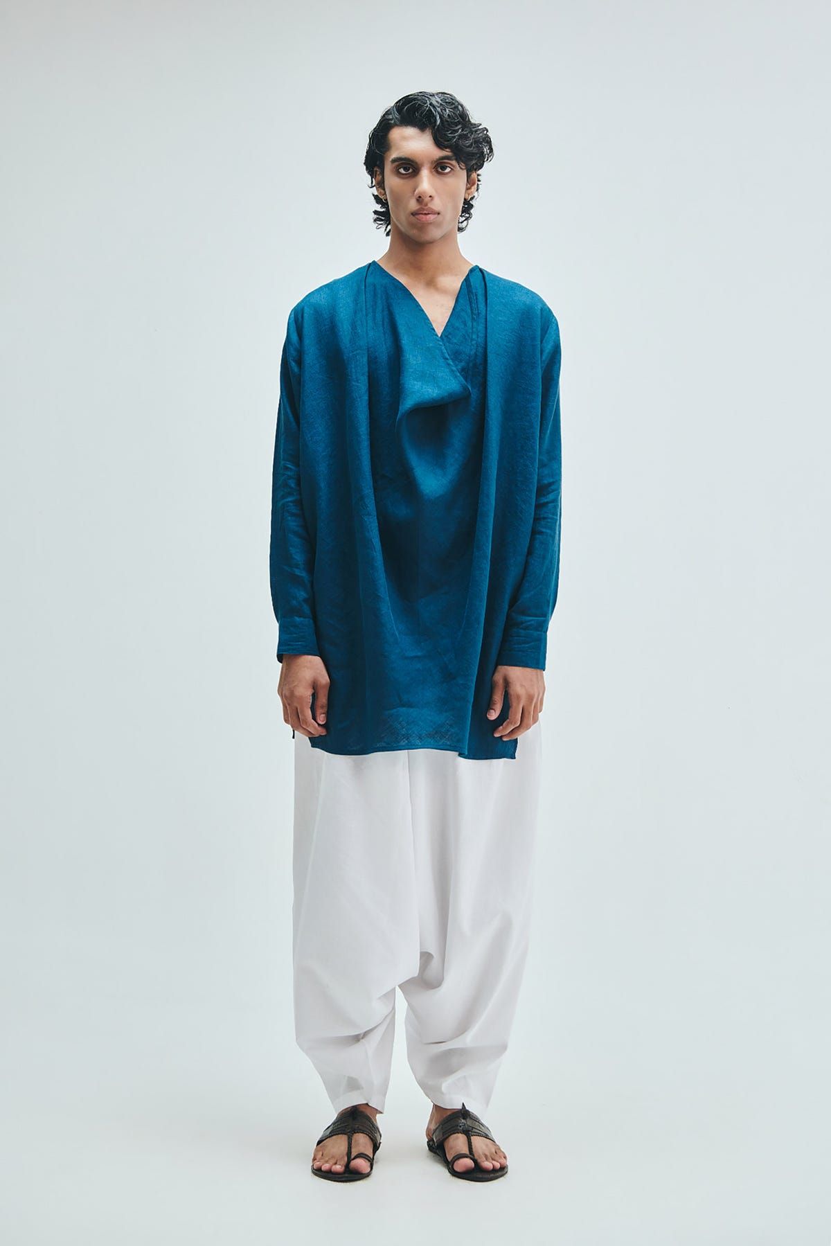 Indigo Linen Men's Cowl Neck Kurta - image 2