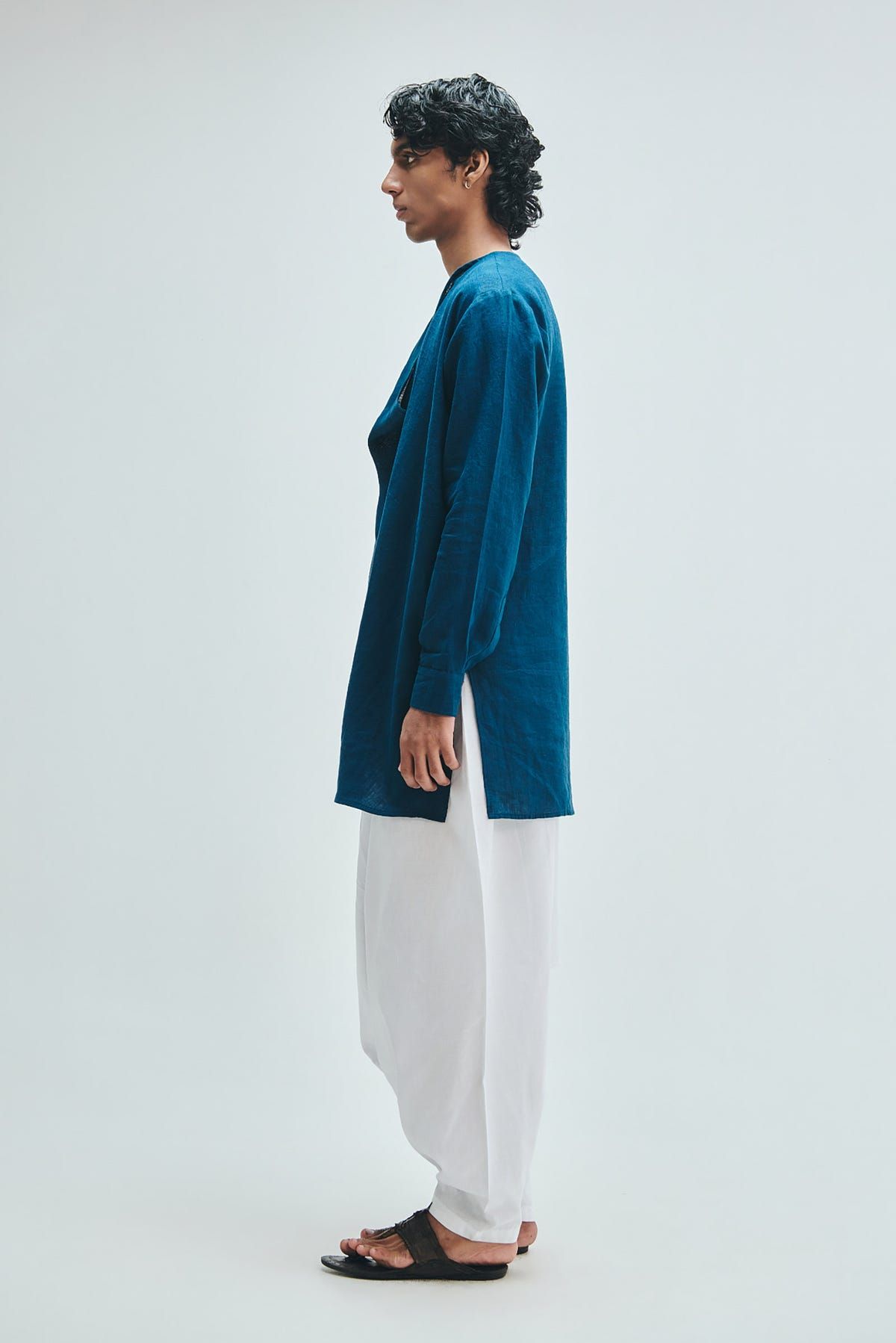 Indigo Linen Men's Cowl Neck Kurta - image 6